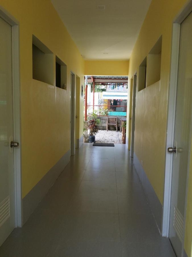 Cheri Backpackers Hostel Moalboal Exterior photo